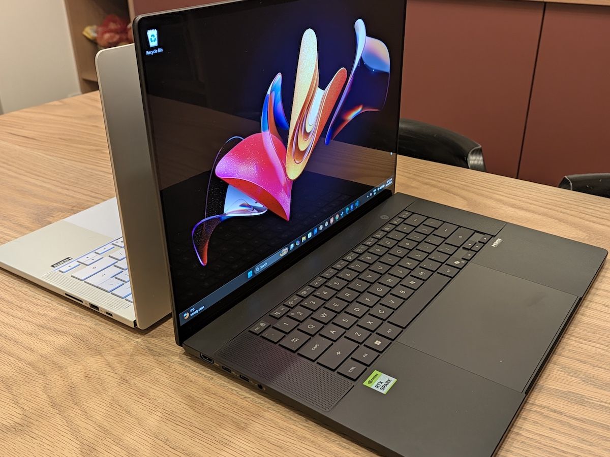ASUS ProArt P14 vs P16 review.