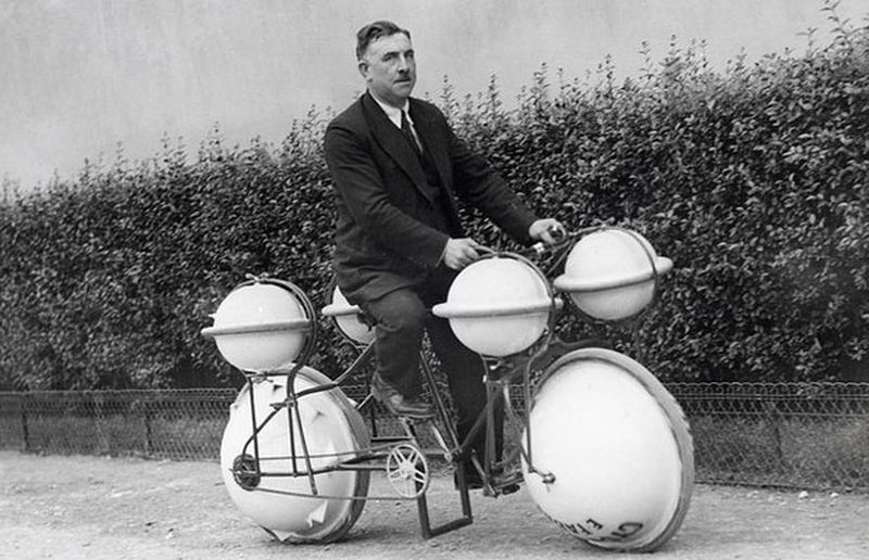 Amphibious bicycle, 1932. (from Brain Pickings blog)