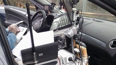 The mobile office, taken to its logical extreme. (source: DPA/Polizei Saarbrucken)