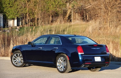 Car Review: 2015 Chrysler 300C Platinum