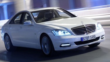 2010 Mercedes-Benz S400.