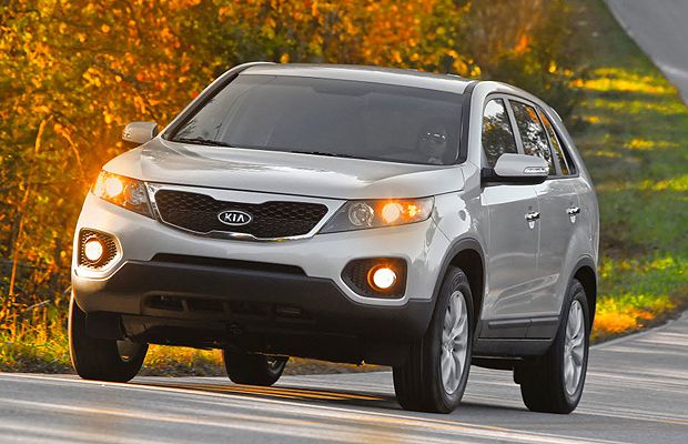 2011 Kia Sorento steps way, way up | Driving