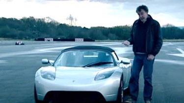Framegrab from Jeremy Clarkson driving the Tesla Roadster.