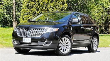 2011 Lincoln MKX.