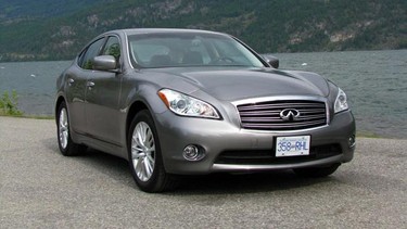 Infiniti M35h