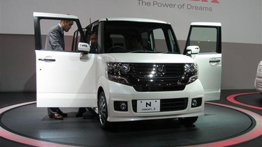 Honda N Concept debuts at the 2011 Tokyo Motor Show.