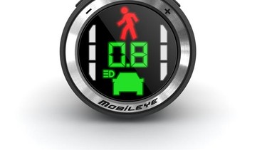 Mobileye 560 Advanced Driver Assistance System.
