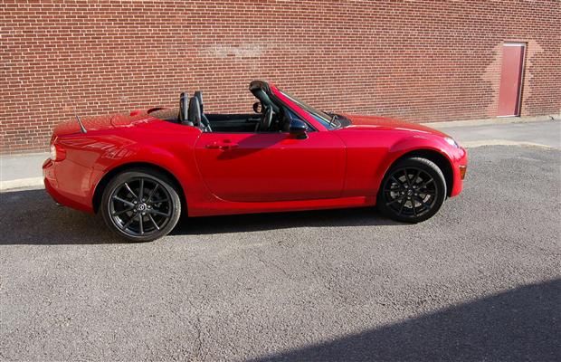 Road test: 2012 Mazda MX-5 SV | Driving