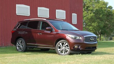 2013 Infiniti JX35.