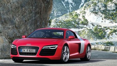 2013 Audi R8 V8.