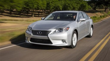 2013 Lexus ES 300h