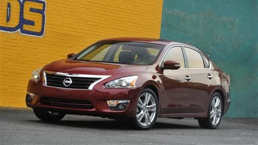 2013 Nissan Altima.