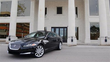 2013 Jaguar XF AWD.