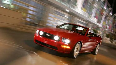 2005 Ford Mustang Convertible