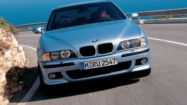 2000 BMW M5