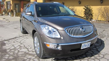 Buick's Enclave has the flexibility to haul a lot of people and their stuff.