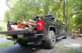 2014 GMC Sierra SLT.