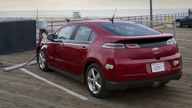 Another vote for the Chevy Volt – Lesley Wimbush averaged 1.84 L/100 km with a bit of electricity sprinkled in.