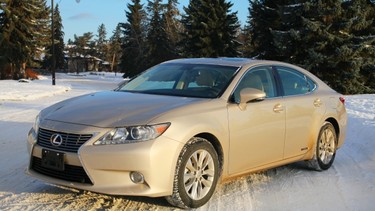 2013 Lexus ES300h Hybrid