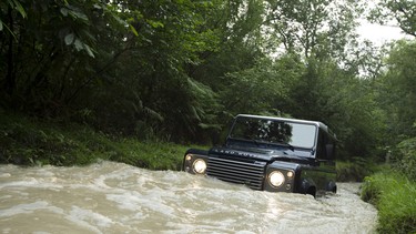 That river isn't stopping the Land Rover Defender, but Land Rover is stopping production of the defender in 2015. A successor could follow a year later, with a pickup in 2017.