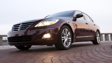 Hyundai Genesis sedan models from 2009 are being investigated for brake problems.
