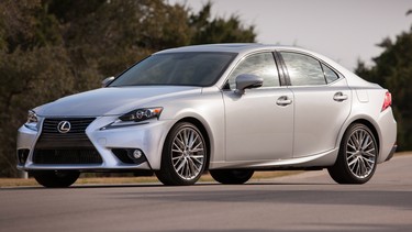 Lexus IS