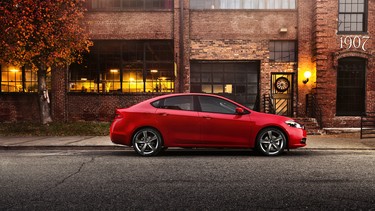 2014-Dodge-Dart