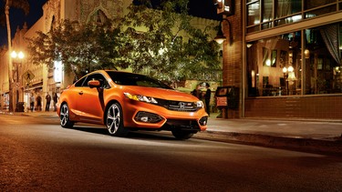 The Civic Si gains an additional 4 horsepower and 4 lb-ft of torque from a revised exhaust system.