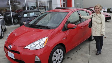After picking up her Toyota Prius c at Langley’s Toyotatown, Commuter Challenge participant Janet Latter achieved stellar fuel economy on her daily commute.