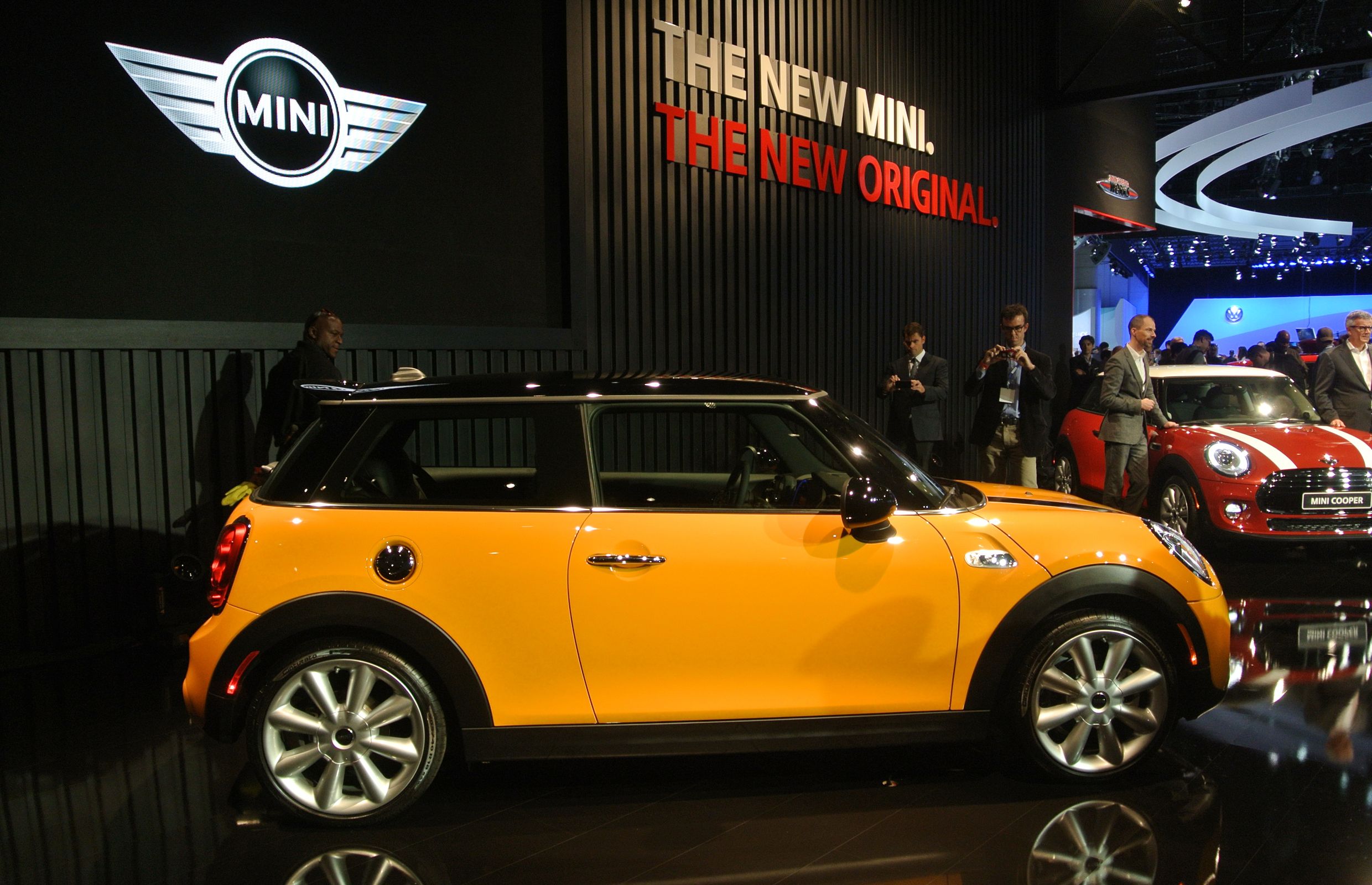 2015 Mini Cooper takes a bow at L.A. auto show | Driving