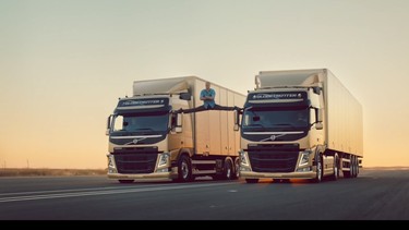 Jean-Claude Van Damme shows us just how easy it is to do the splits on two Volvo trucks.