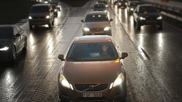 Volvo will be joining the automakers trying to manufacture autonomous vehicles.