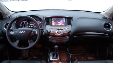 The cabin of the 2014 Infiniti QX60 Hybrid is one of the best in the business.