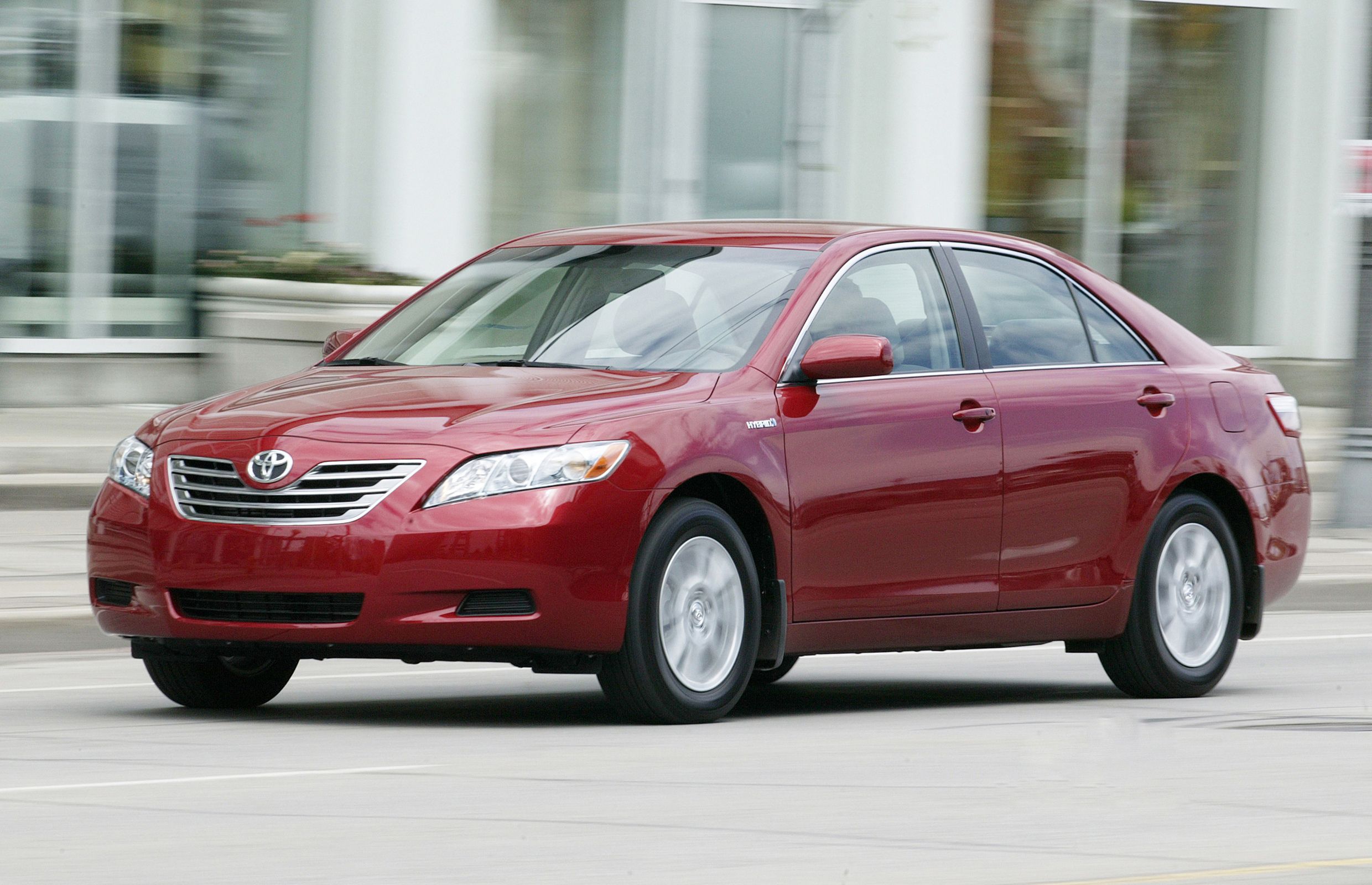 Toyota Camry Hybrids investigated after complaints over power brake ...