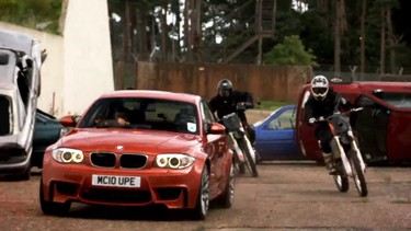 Richard Hammond evades some bad guys in the BMW 1M.