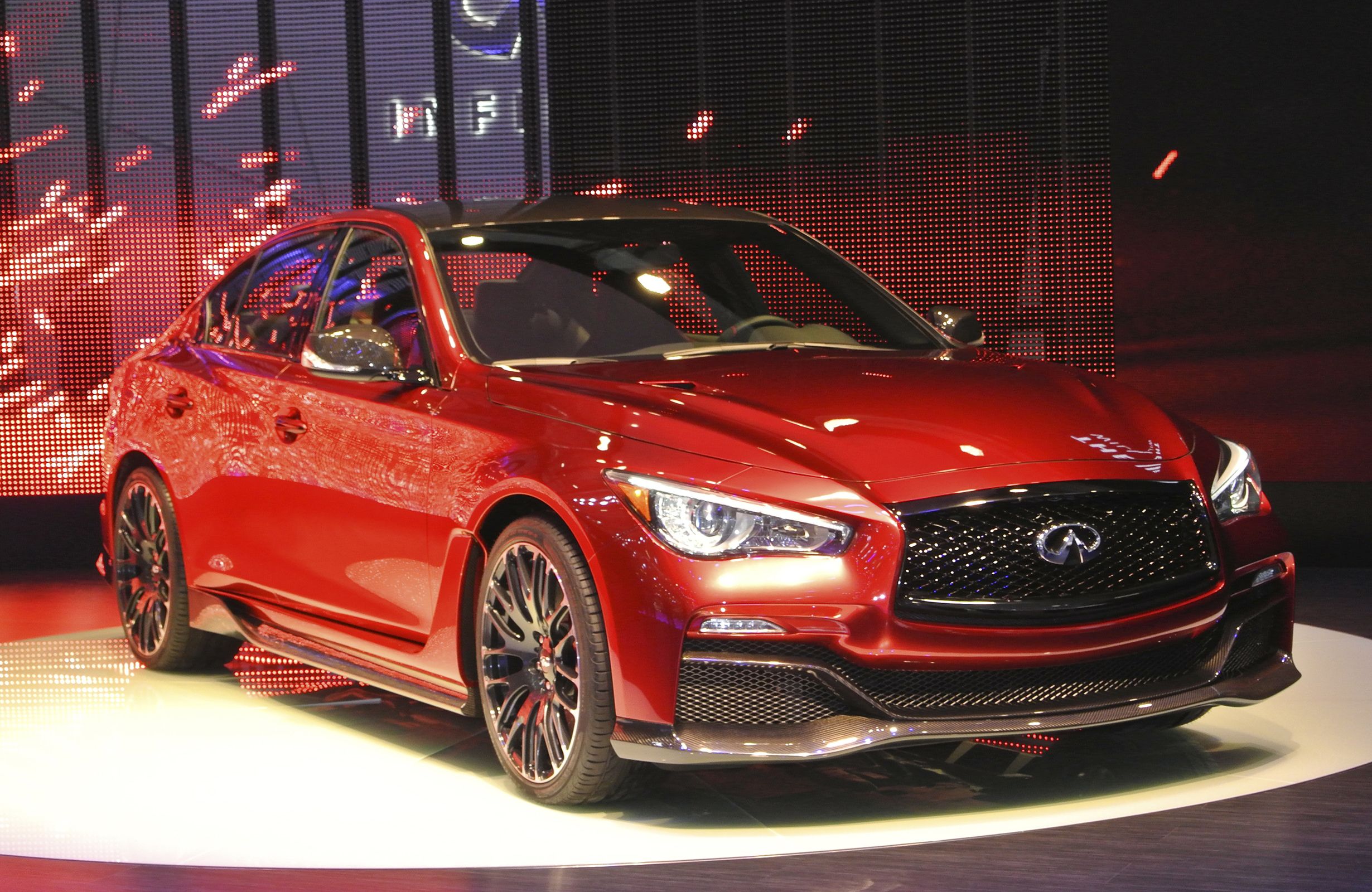 Bold Strides For Infiniti Lineup 