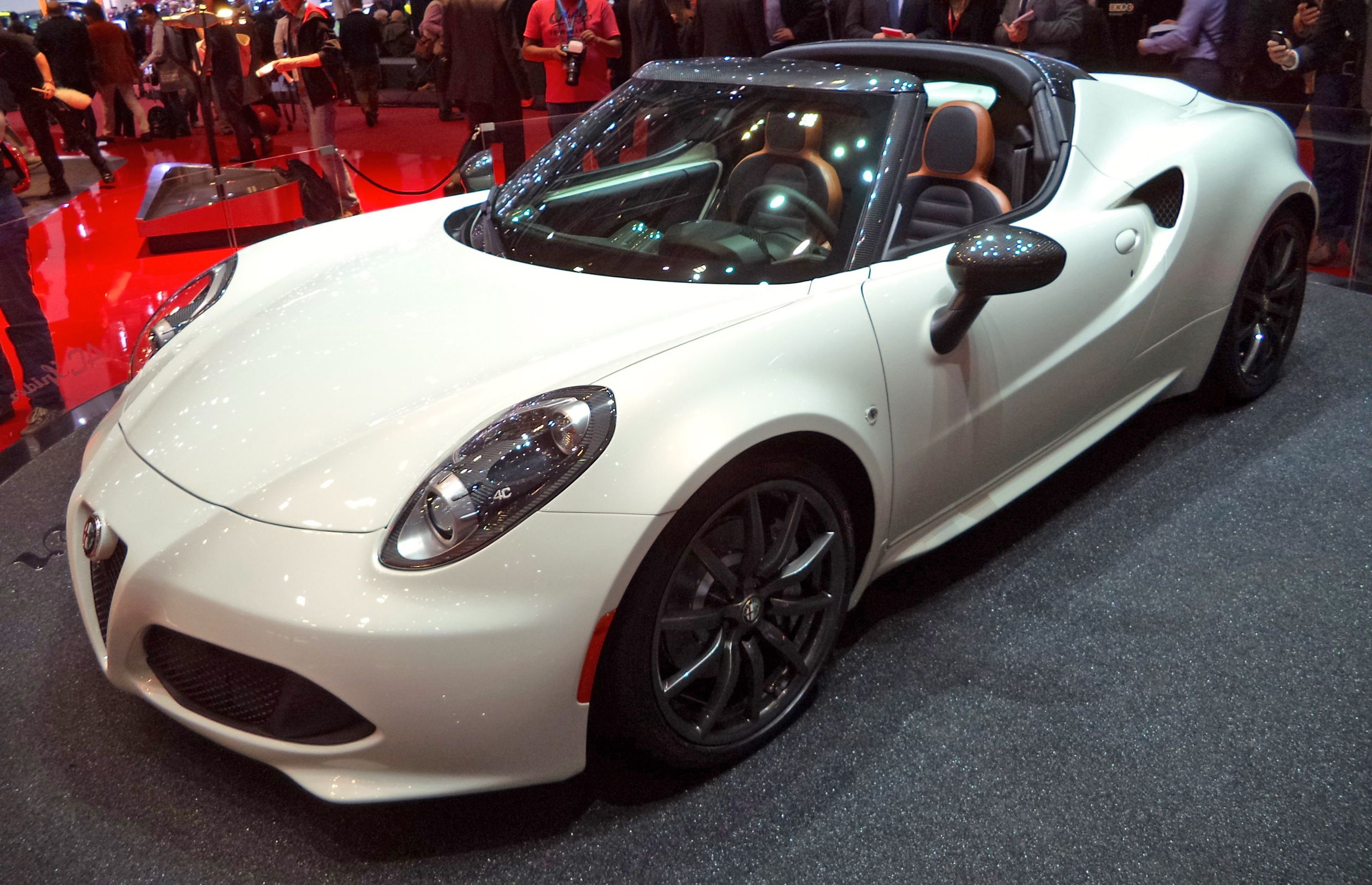 Geneva 2014 Alfa Romeo Goes Topless With 4c Spider Driving