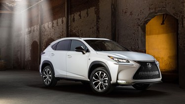 Lexus NX200t