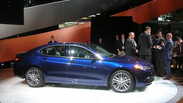 2015 Acura TLX sedan