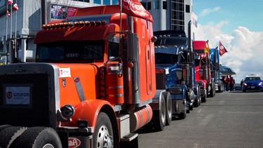 Columnist John G. Stirling takes the press to task after truckers at Vancouver’s container terminals reached an agreement to end their strike. There was not full and detailed coverage about the violence inflicted upon hourly paid drivers, he said.