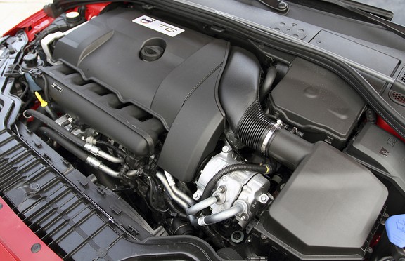 Car Review: 2014 Volvo V60 R | Driving