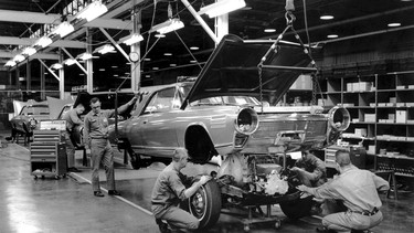 The experimental 1962 Chrysler turbine concept car spent time in Gardner Motors showroom where engineers started it every hour.