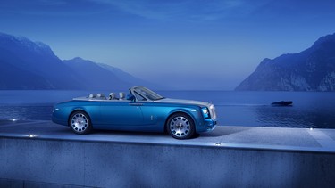 The Rolls-Royce Phantom Drophead Coupe Waterspeed Collection honours Sir Malcolm Campbell.