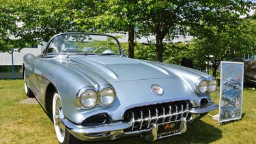 This ’58 Corvette was the top seller at last weekend’s auction.