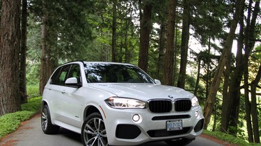 The BMW X5 M Sportline features an aggressive front fascia that has been designed to reflect the company's long history with motorsport.