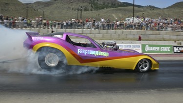 This was the first time I had seen Tyson Wells of FarfromHuggen Tree Falling races his new car and it put on a good show.