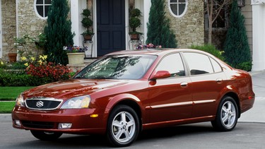 Suzuki is recalling 26,000 copies of the GM-made Verona from 2004 to 2006 over daytime running light modules that could melt.