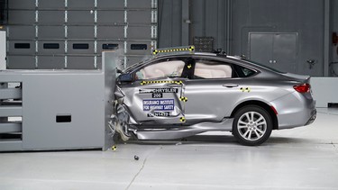 The 2015 Chrysler 200 sedan scored a rating of 'Good' in each IIHS test, including the small overlap evaluation.