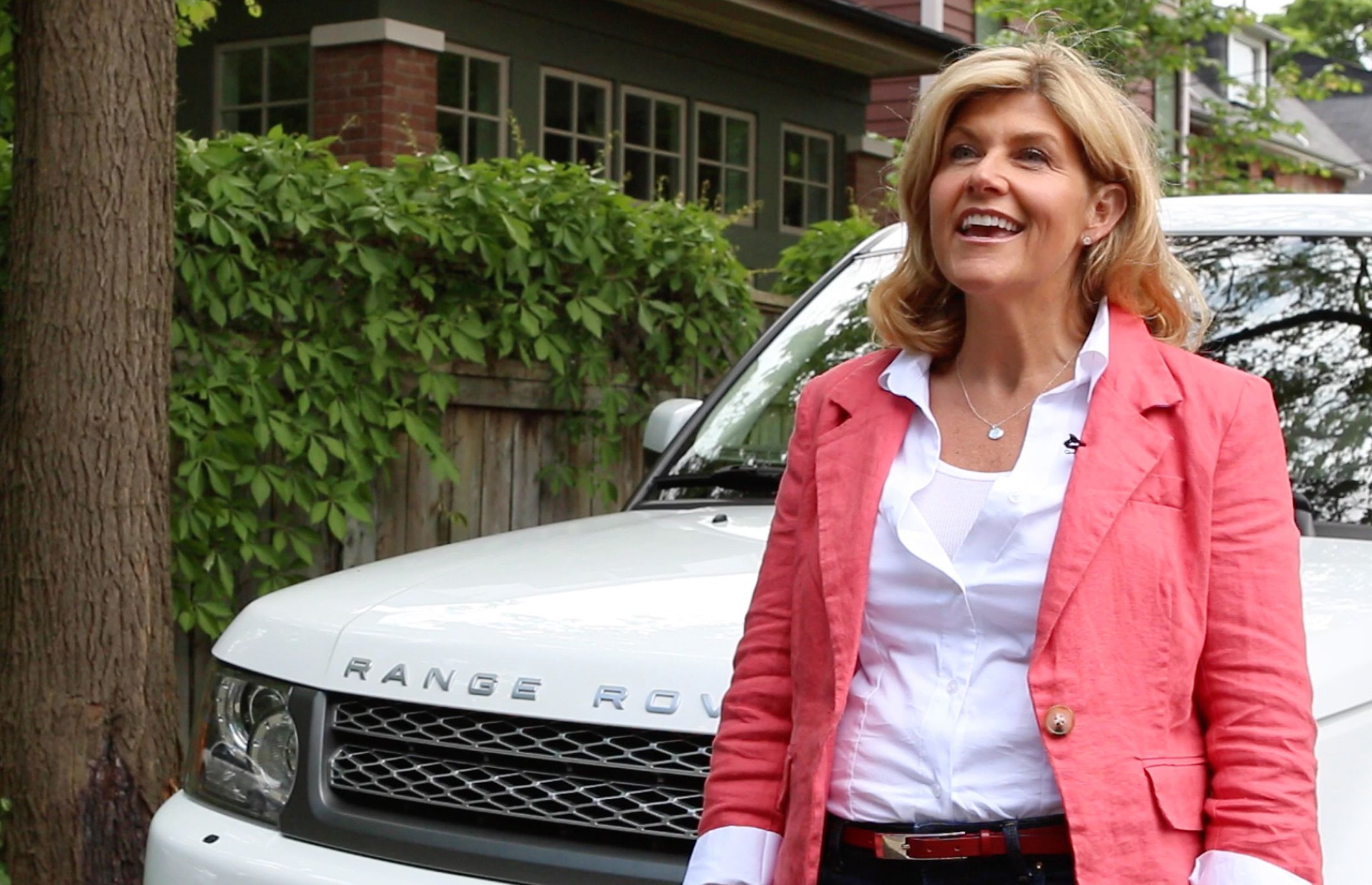 Pros and Cars: The real estate agent and her Range Rover | Driving