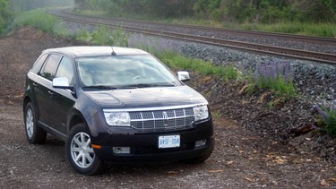 The 2007-2008 Ford Edge and its platform-cousin, the Lincoln MKX, are affected by Ford's latest recall.